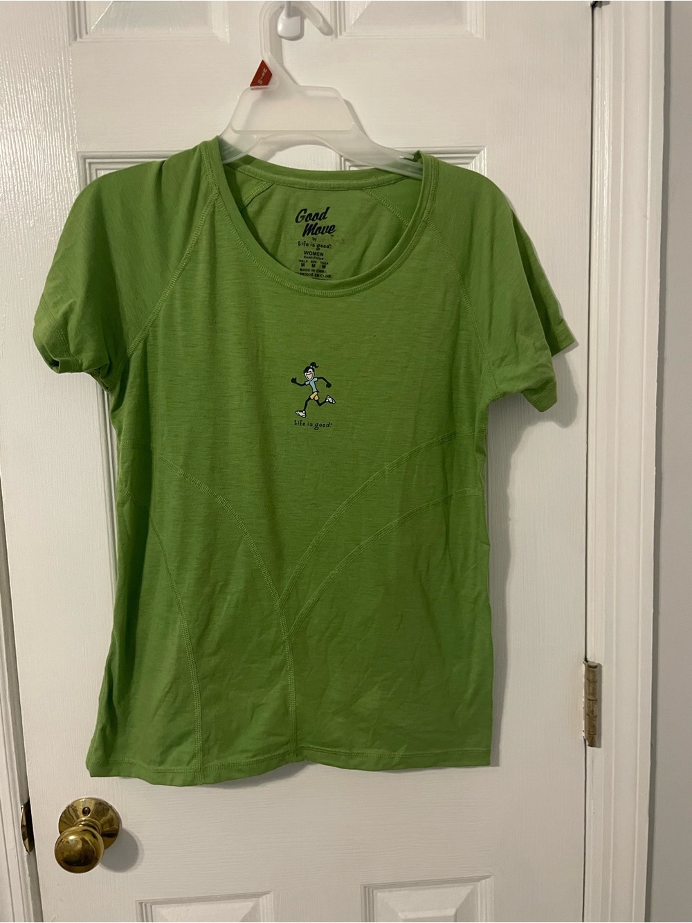 Life Is Good  Good Mood Women's Lime Green Short-Sleeve Tee with Runner Graphic